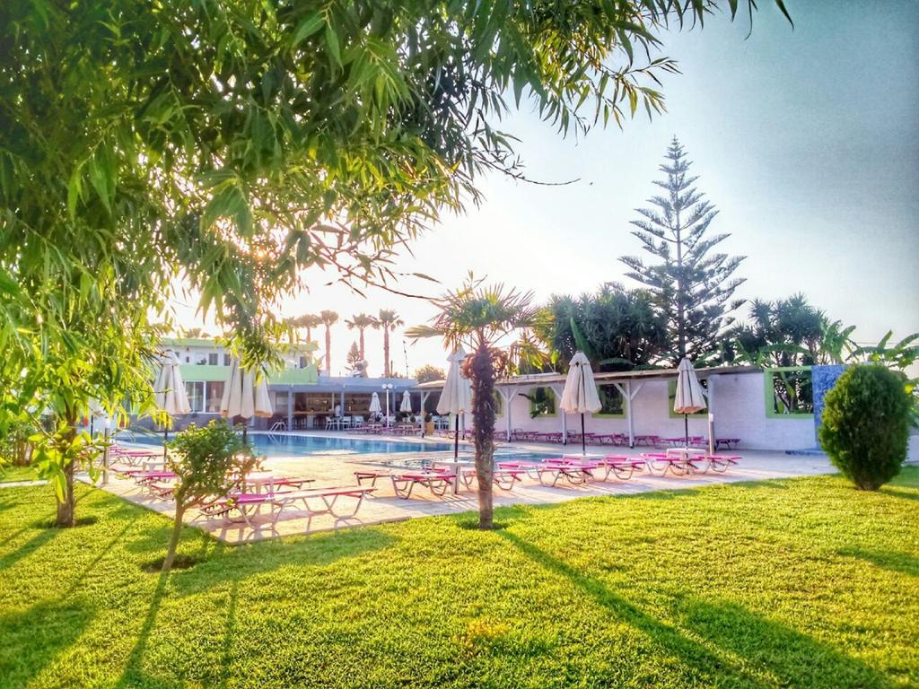 Giakalis Aparthotel Marmari  Exterior foto